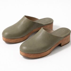 Porte & Paire x The Frankie Shop Aspen Green Leather Clogs EU 39 / US 8.5